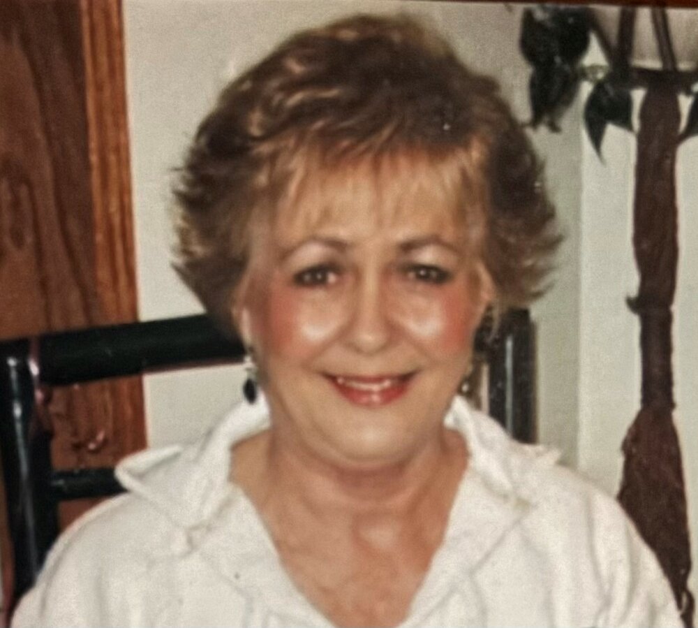 Gayle Lang