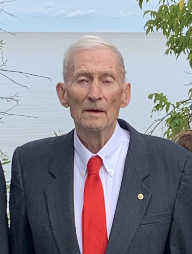 Dr. Lloyd Moorhead